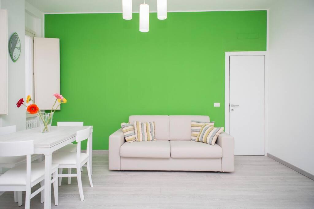 Casa Van Gogh - Mm4 Apartment Milan Bagian luar foto