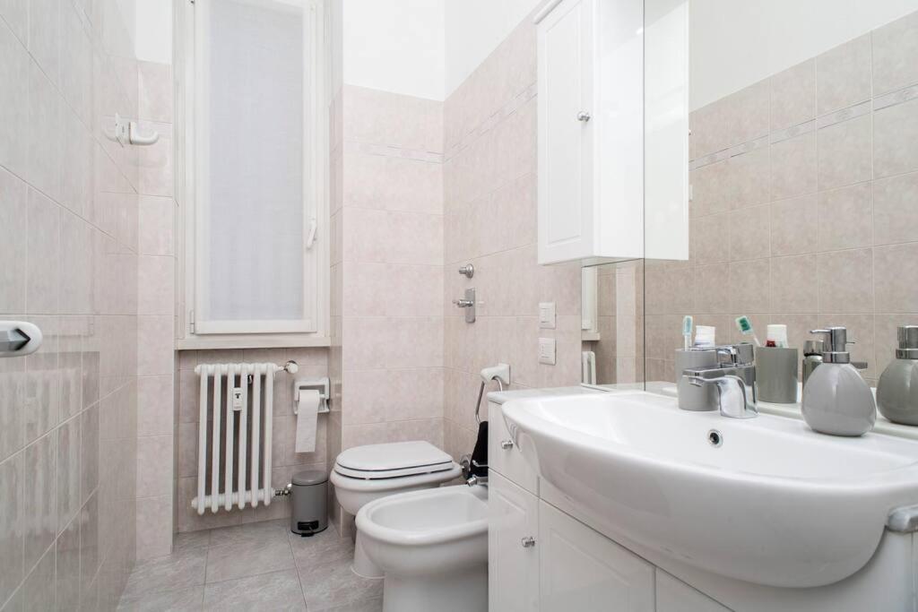 Casa Van Gogh - Mm4 Apartment Milan Bagian luar foto